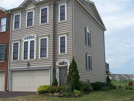 3rd image of 97 N Savanna Dr