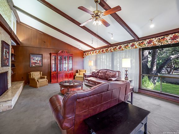 4th image of 2530 Old Orchard Lane