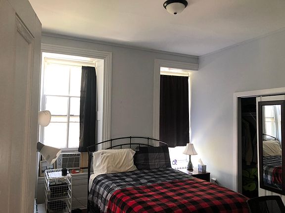 4th image of 520 Woodland Ter APT 2F