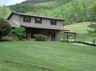 204 Moody Cove Rd, Weaverville, NC 28787
