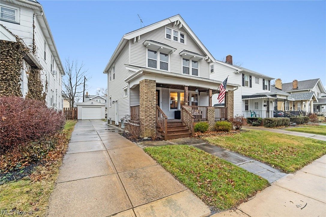 2038 Elmwood Ave, Lakewood, OH 44107 Zillow