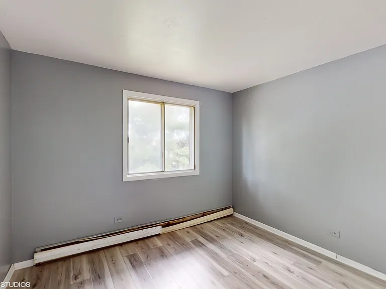8111 Waterbury Ct — Photo 25