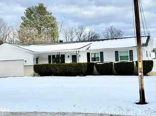 5202 N Center Rd, Flint, MI 48506