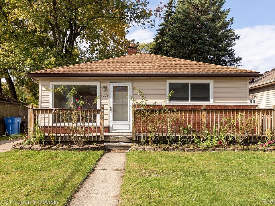 1st image of 4994 Ziegler St
