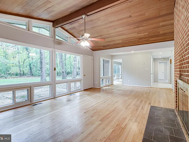 3409 Wessynton Way — Photo 20