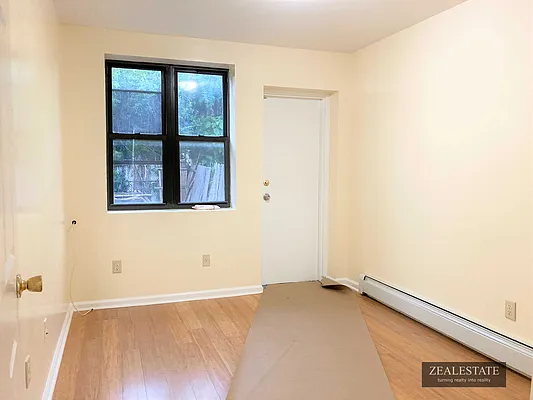 Rented by ZealEstate Group Inc | media 6
