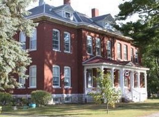 504 Dalton Dr, Colchester, VT 05446