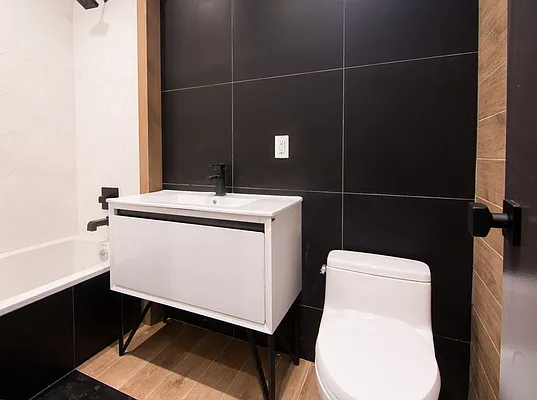 Rented by Midbrook Realty, LLC | media 4