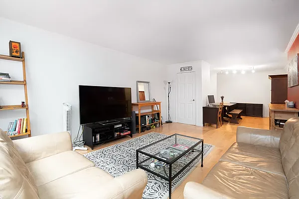 Rented by Keller Williams NYC | media 9