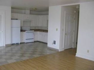 606 NE Killingsworth Ct, Portland, OR 97211