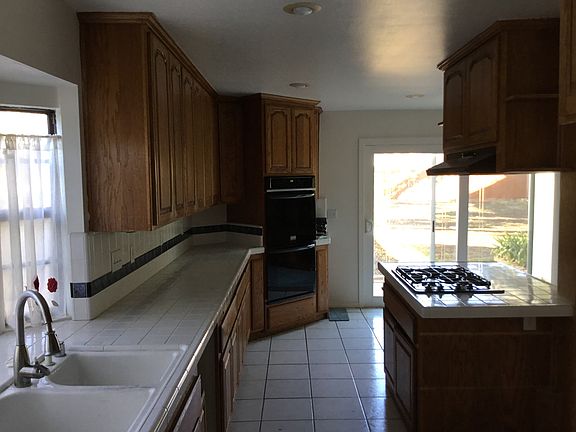 4th image of 13825 Sunrise Dr