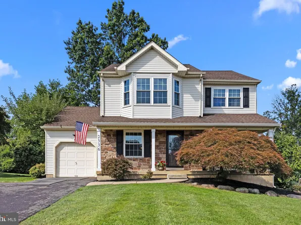 2336 Deer Path Dr, Warrington, PA 18976