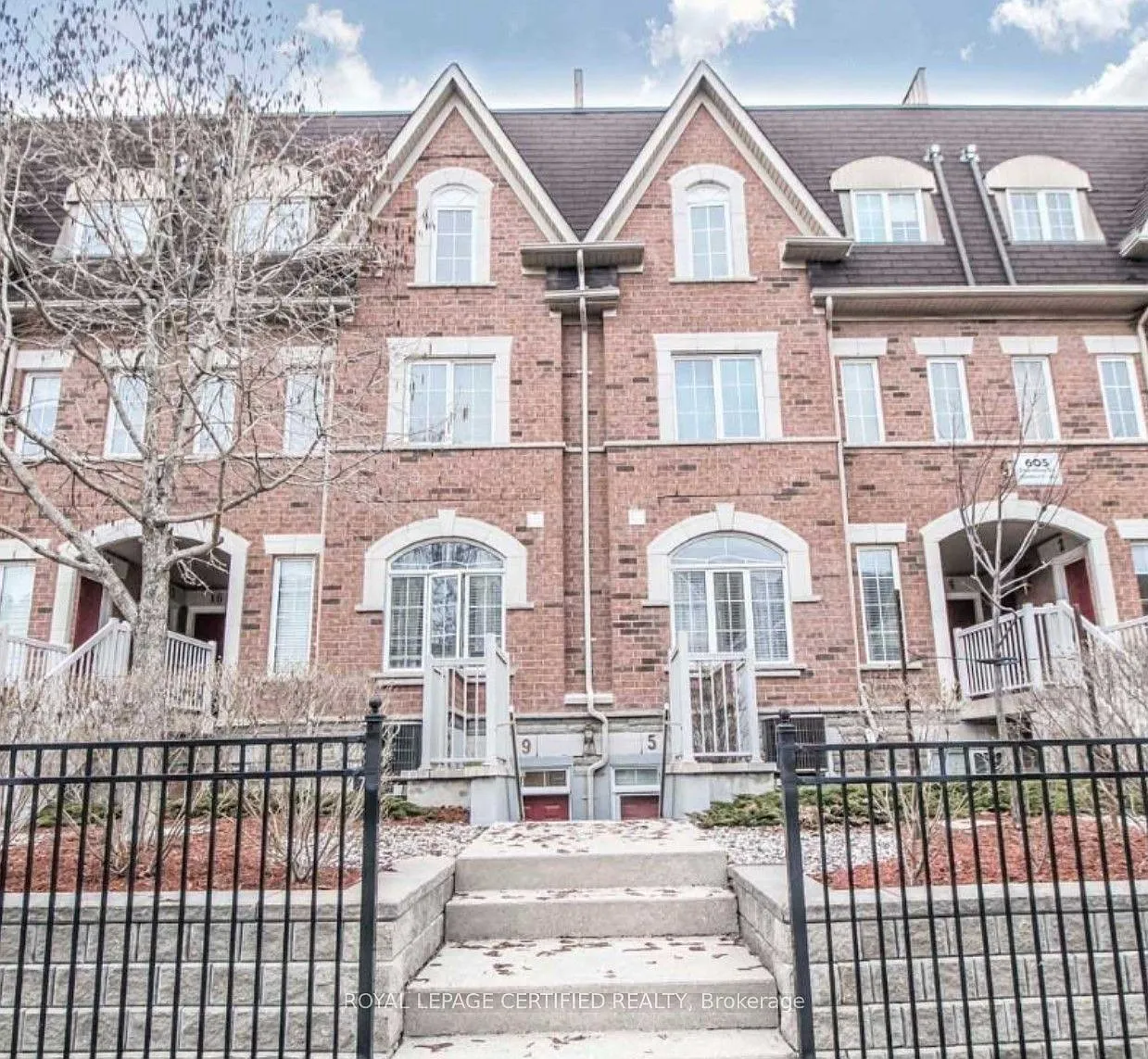 1 bed, $2,000 — Photo 1
