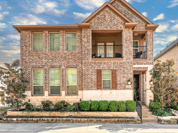 261 Golden Gate Dr, Richardson, TX 75080