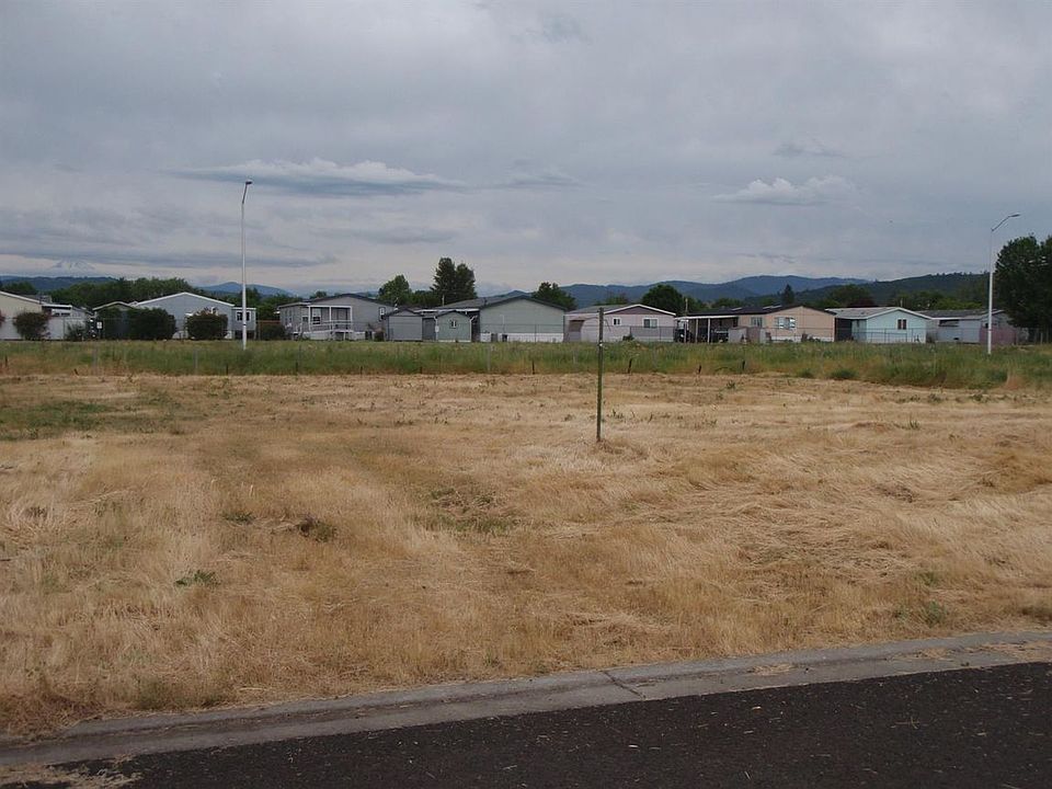 1st image of 7876 Phaedra Ln