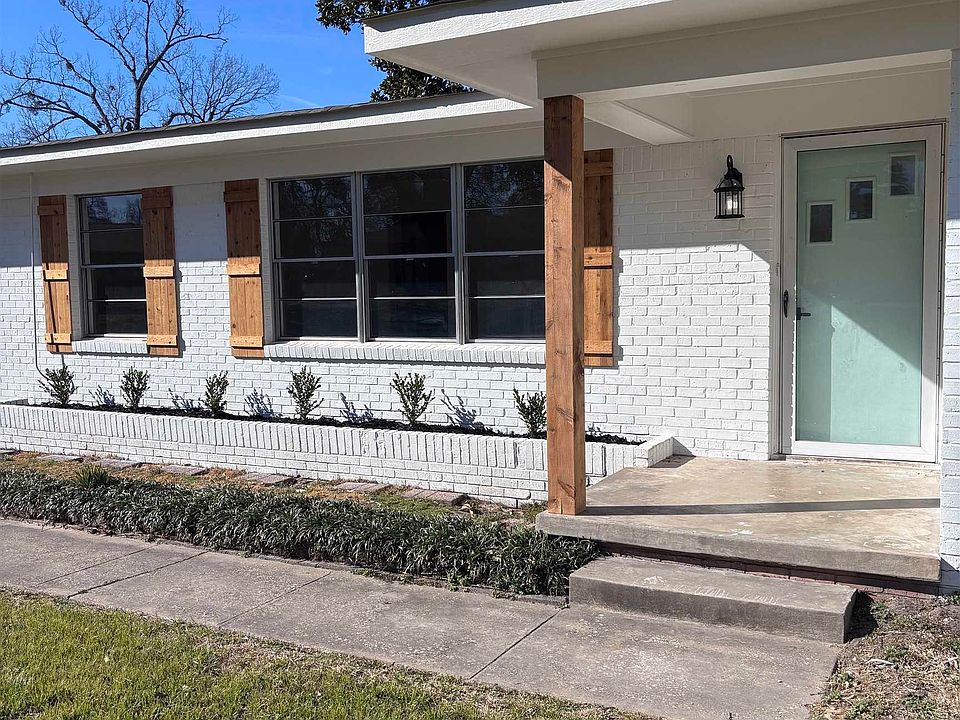 1st image of 3020 Brentwood Dr