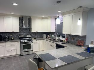 512A Edison St #D00A, Ridgefield, NJ 07657