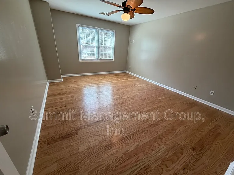1611 Ellington Rd SE — Photo 23