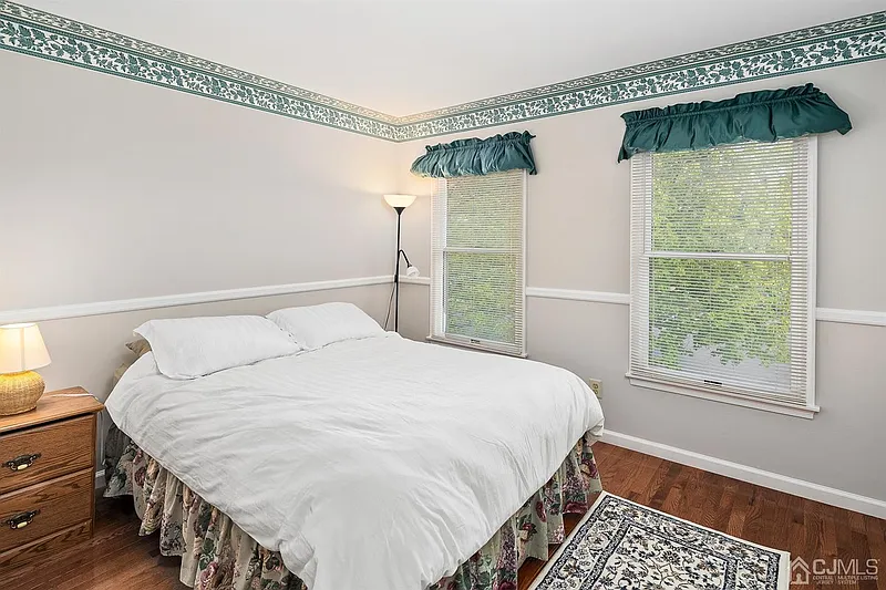 Thumbnail 13