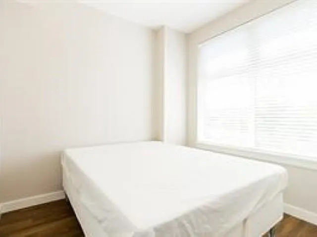 5055 Springs Blvd #214 — Photo 9