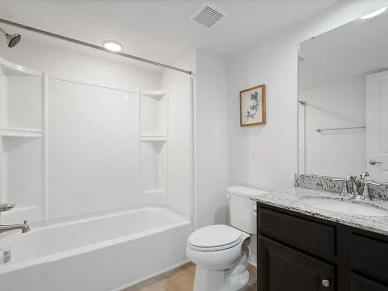 2029 Connecticut Ln — Photo 17