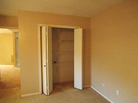 3rd image of 12112 Stone West Dr