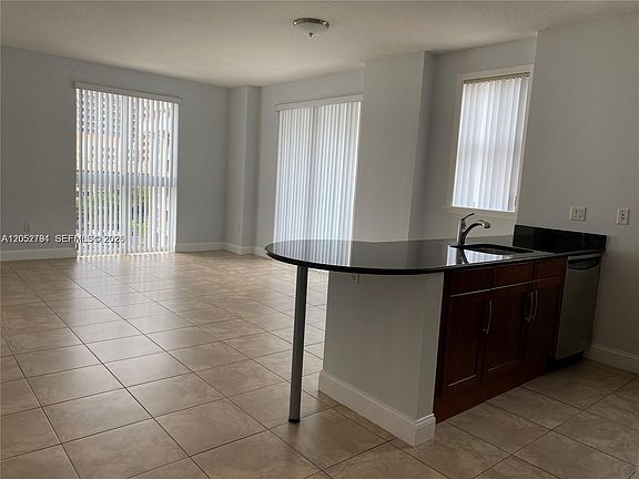 2nd image of 7280 SW 90th St APT 501