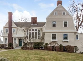 124 Longhill St, Springfield, MA 01108