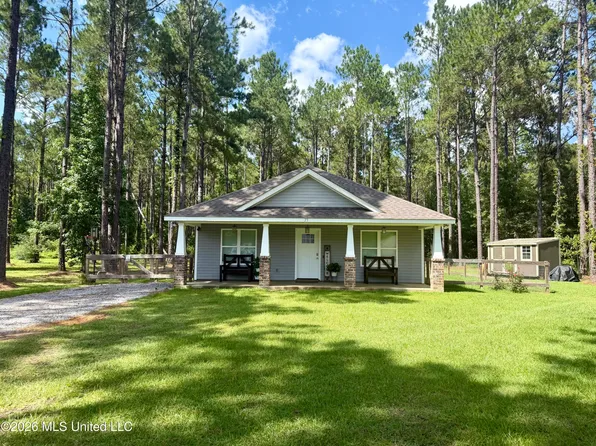 39 George Ford Rd, Carriere, MS 39426