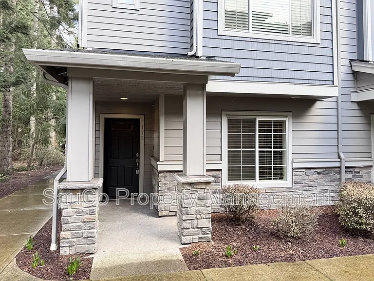 175 NE 80th Ave — Photo 2