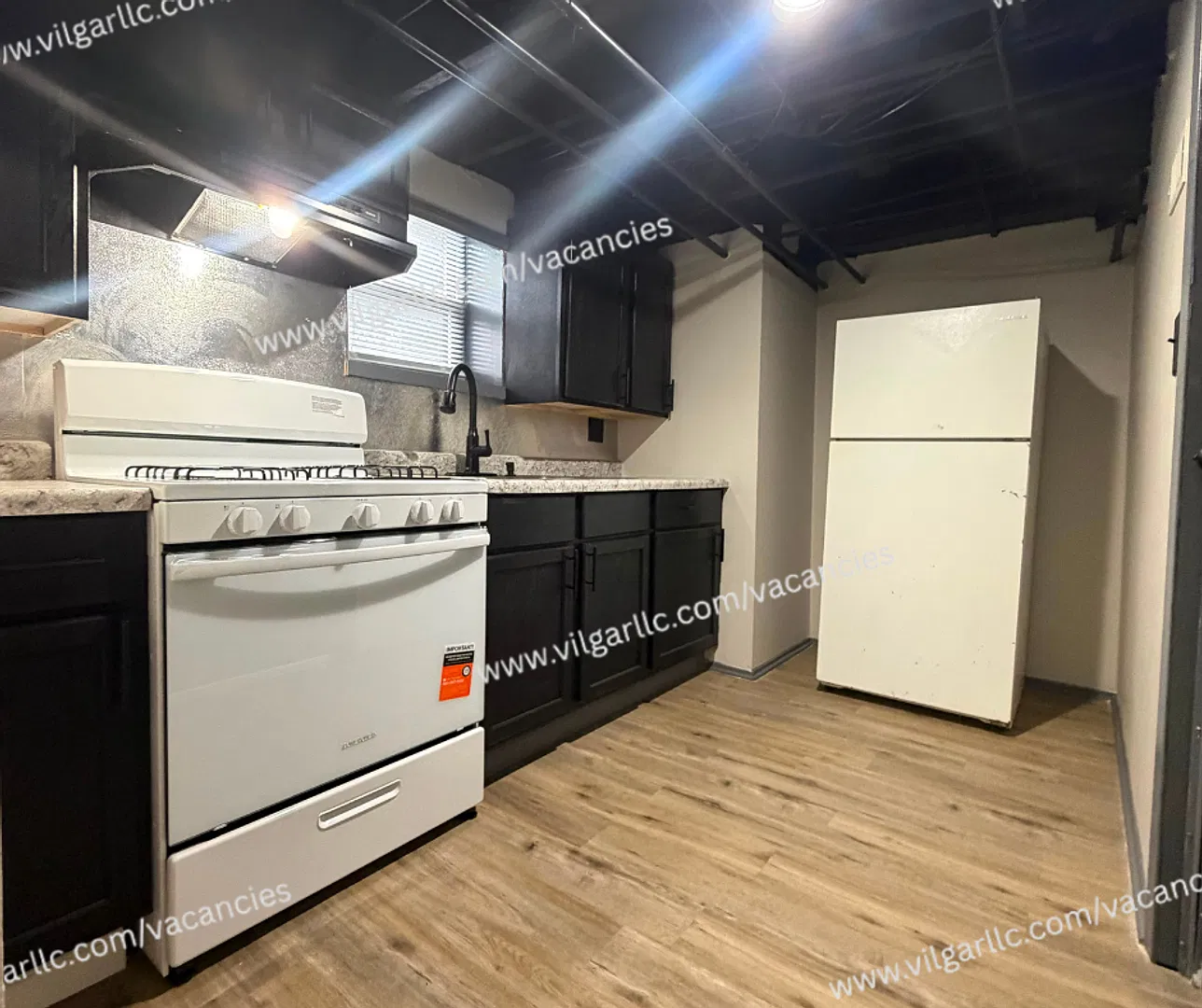 5035 Olcott — Photo 4