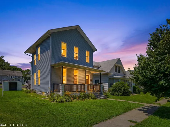 1007 S 14th St, Burlington, IA 52601