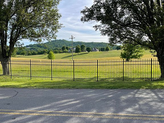 3rd image of 2874 Boatmans Mountain Rd