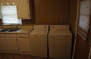 4th image of 4158 Gunter Dr