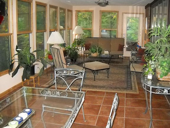 Four-Season Room