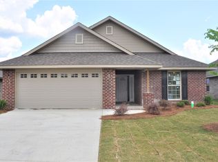 331 Black Creek Trl, Odenville, AL 35120