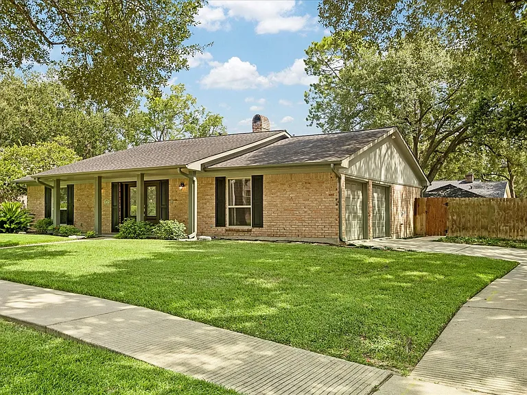 12427 Brandywyne Dr — Photo 8