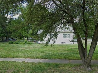 2247 Buckeye St, Terre Haute, IN 47804