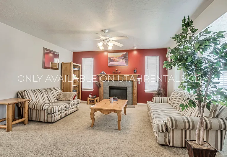 1346 S 1440 E — Photo 3