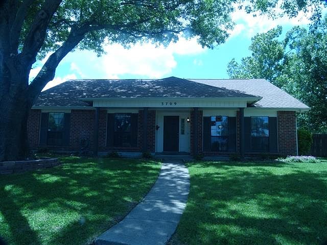 1st image of 3709 Berrywood Cir