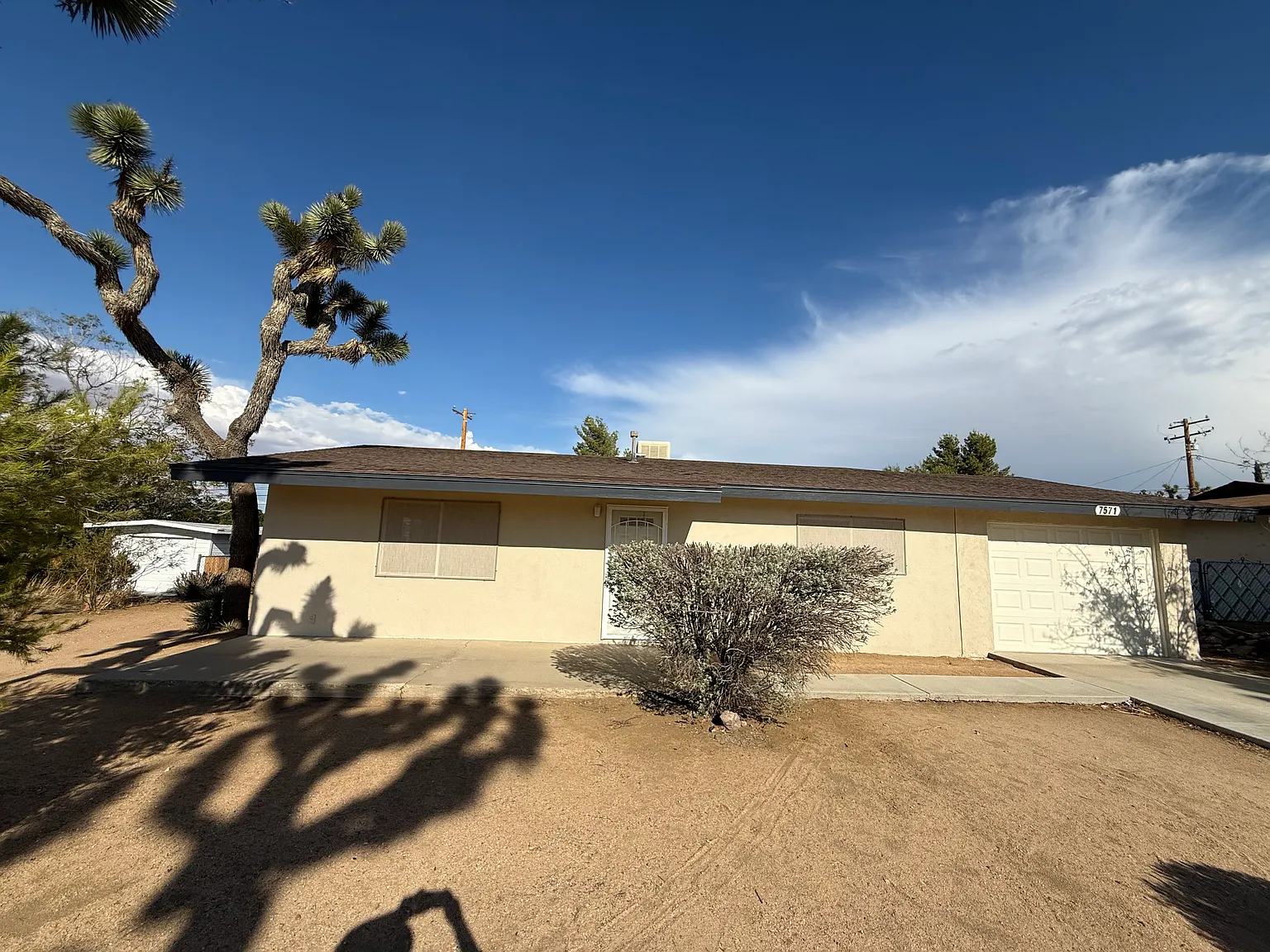 2 bed, 936 sqft, $1,550 — Photo 1