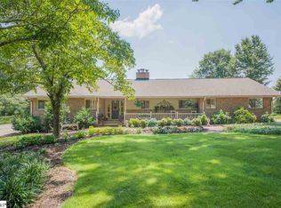 208 Laurel Rd, Greer, SC 29651