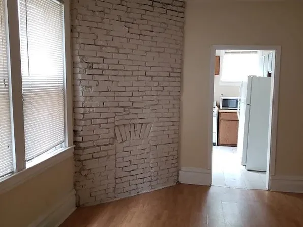 864 Mirror St #1, Pittsburgh, PA 15217
