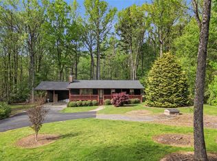 370 Log Barn Rd, Pittsboro, NC 27312