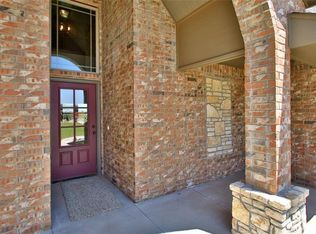 736 Windy Ln, Yukon, OK 73099