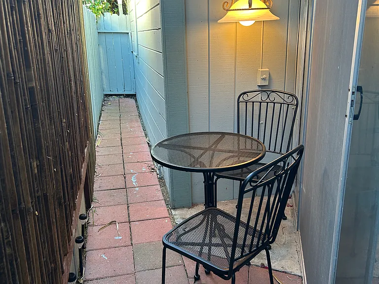 680 Longbranch Ave — Photo 58