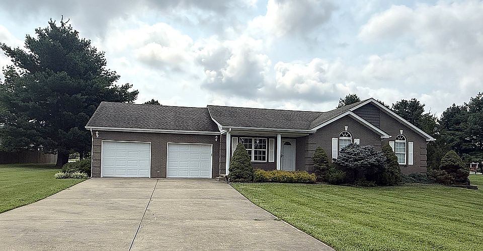 1st image of 92 Harman Dr