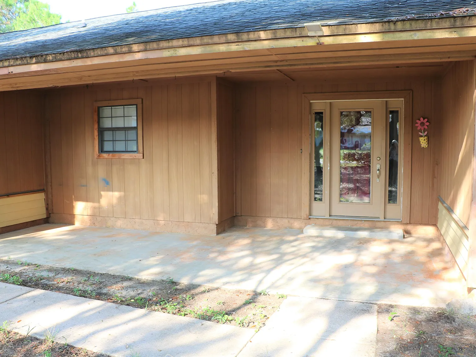 3 bed, 1300 sqft, $1,720 — Photo 2