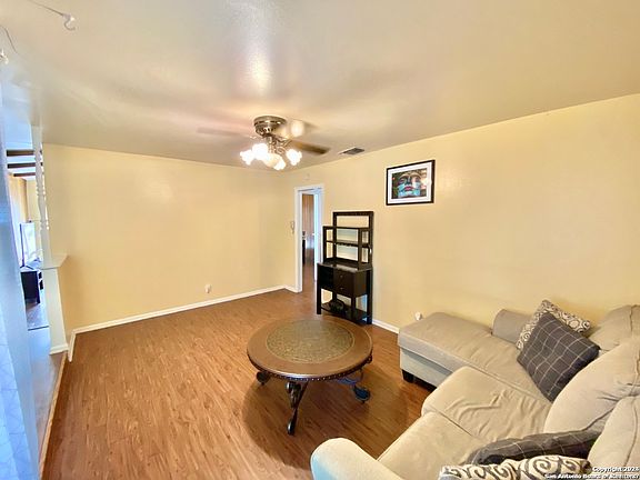 4th image of 4034 HILLSWIND ST