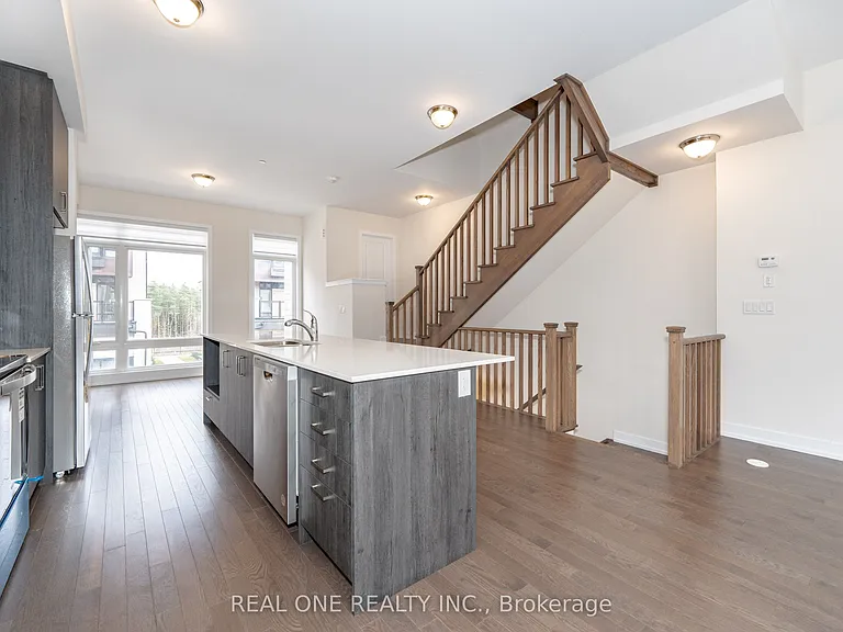 28 Credit Ln — Photo 16